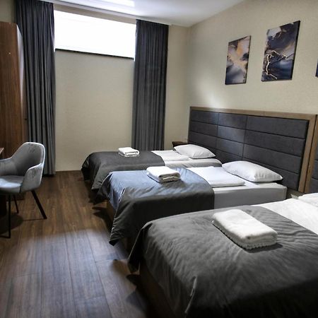 Nesvit Hotel Kiev Extérieur photo